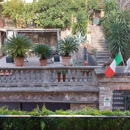 Glam Maria Luigia Konukevi La Spezia